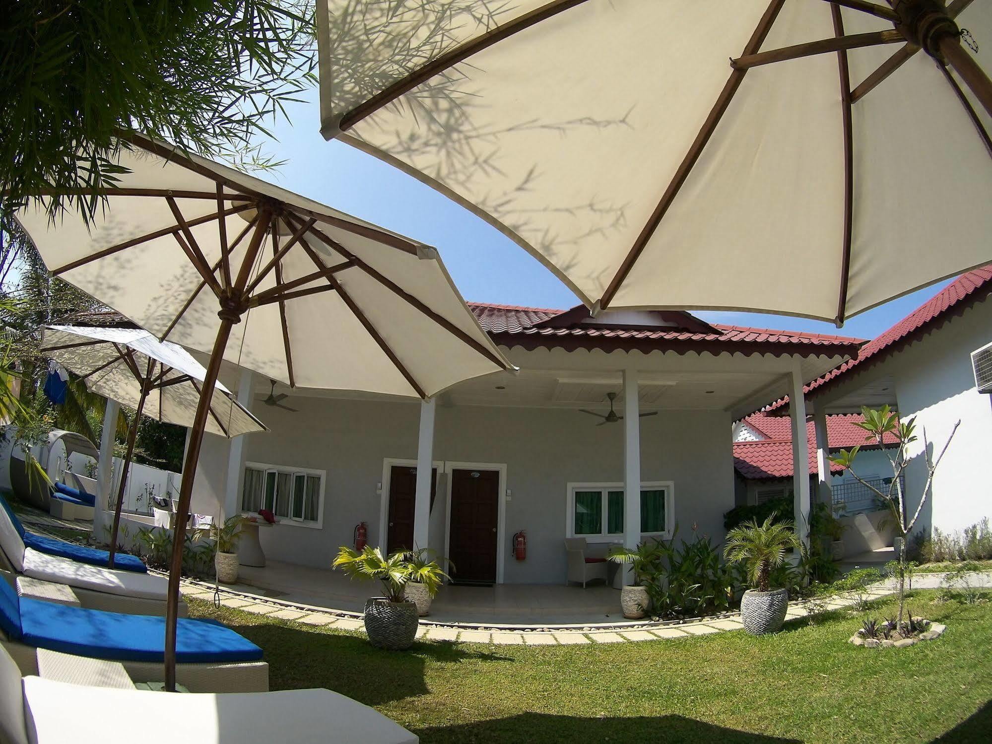 Langkawi Chantique Pantai Cenang  Exterior foto
